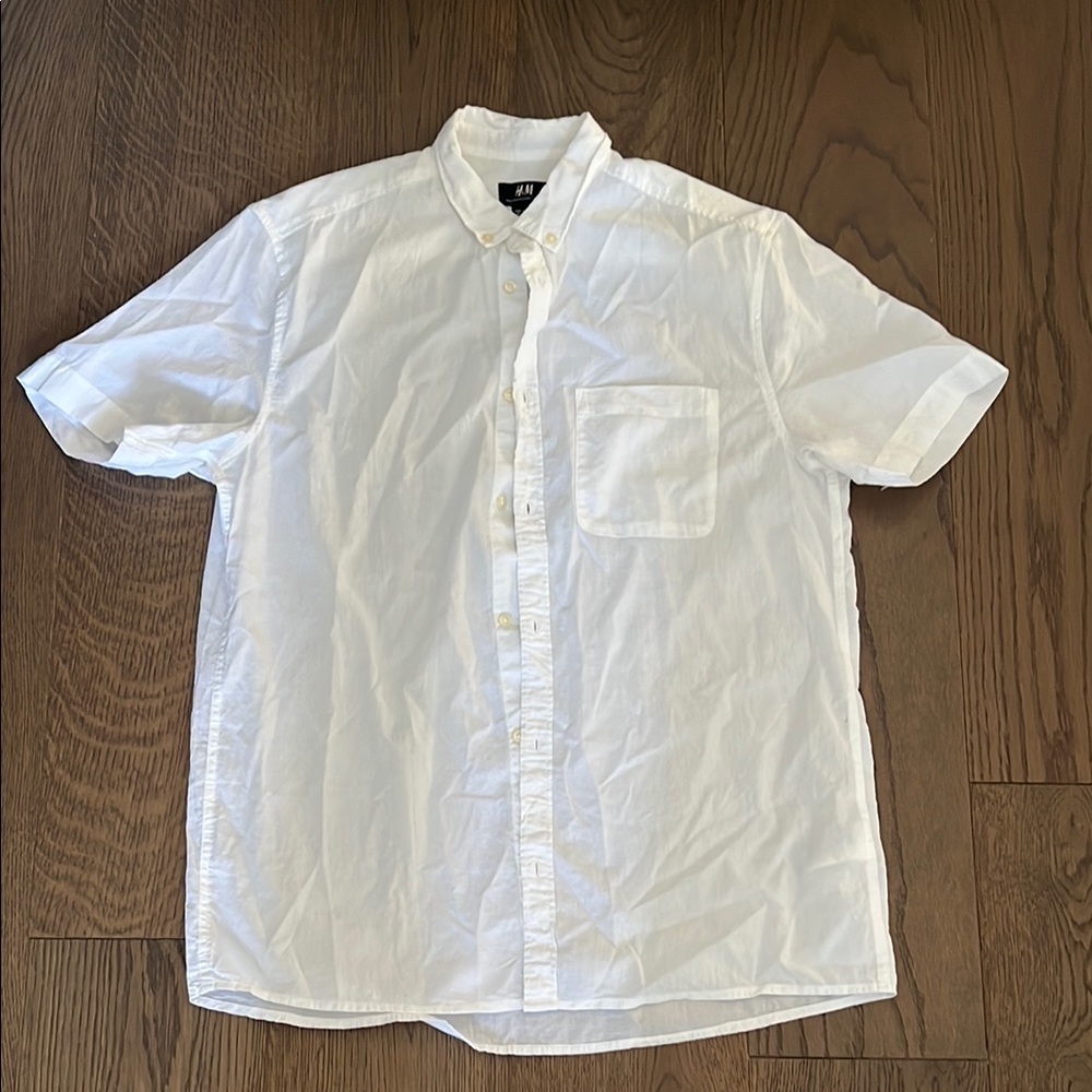 H&M White Casual Button Down Shirt